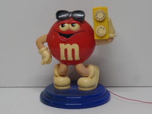 M&M