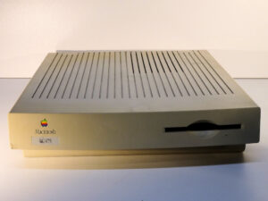 Apple Macintosh LC475