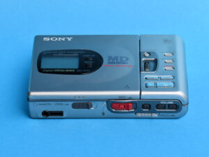 Sony, MZ-R35